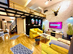 Lifestyle Gallery Apartment